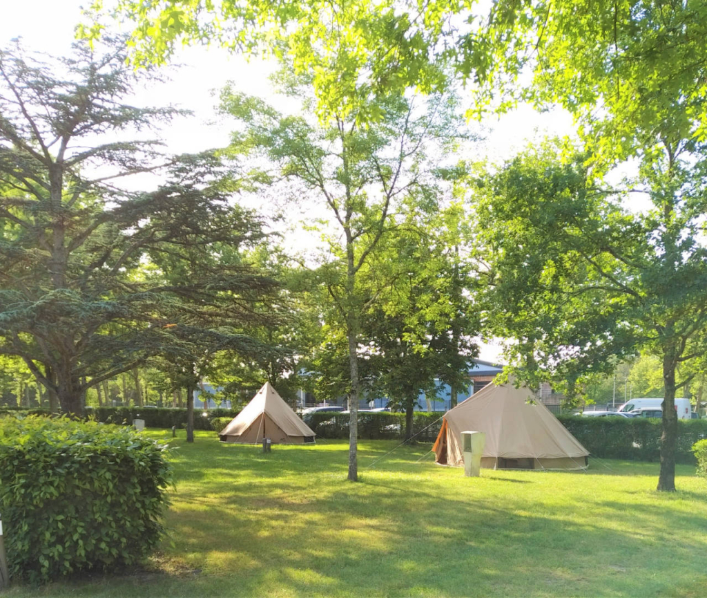 Hébergement - Tentes au camping du Cosson de La Ferté Saint-Aubin